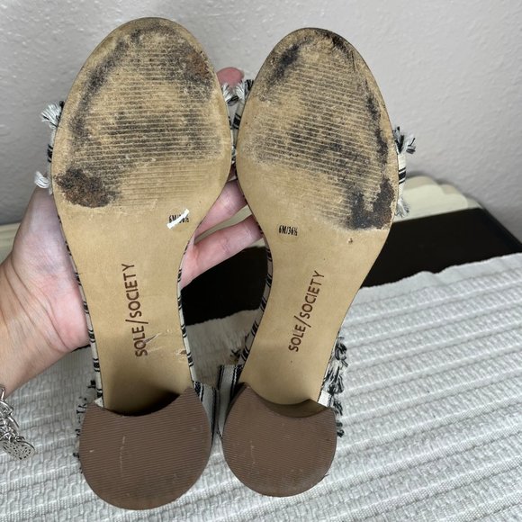 Sole Society So-Helgah Womens Block Heel Fringe Striped Ankle Strap Sandal 6M - Picture 8 of 9